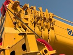 Crane Superstructure with Wear Pads