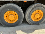 Underbody with Final Drives