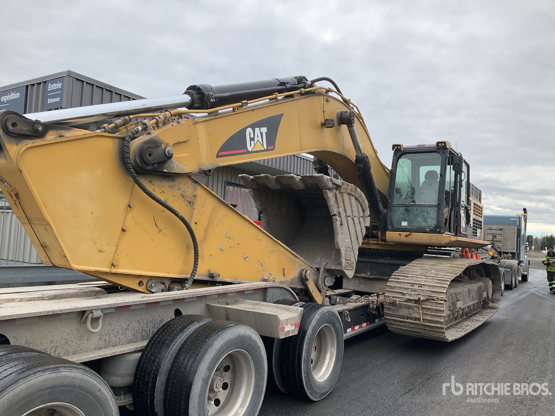 Photo of a 2006 Caterpillar 345C L