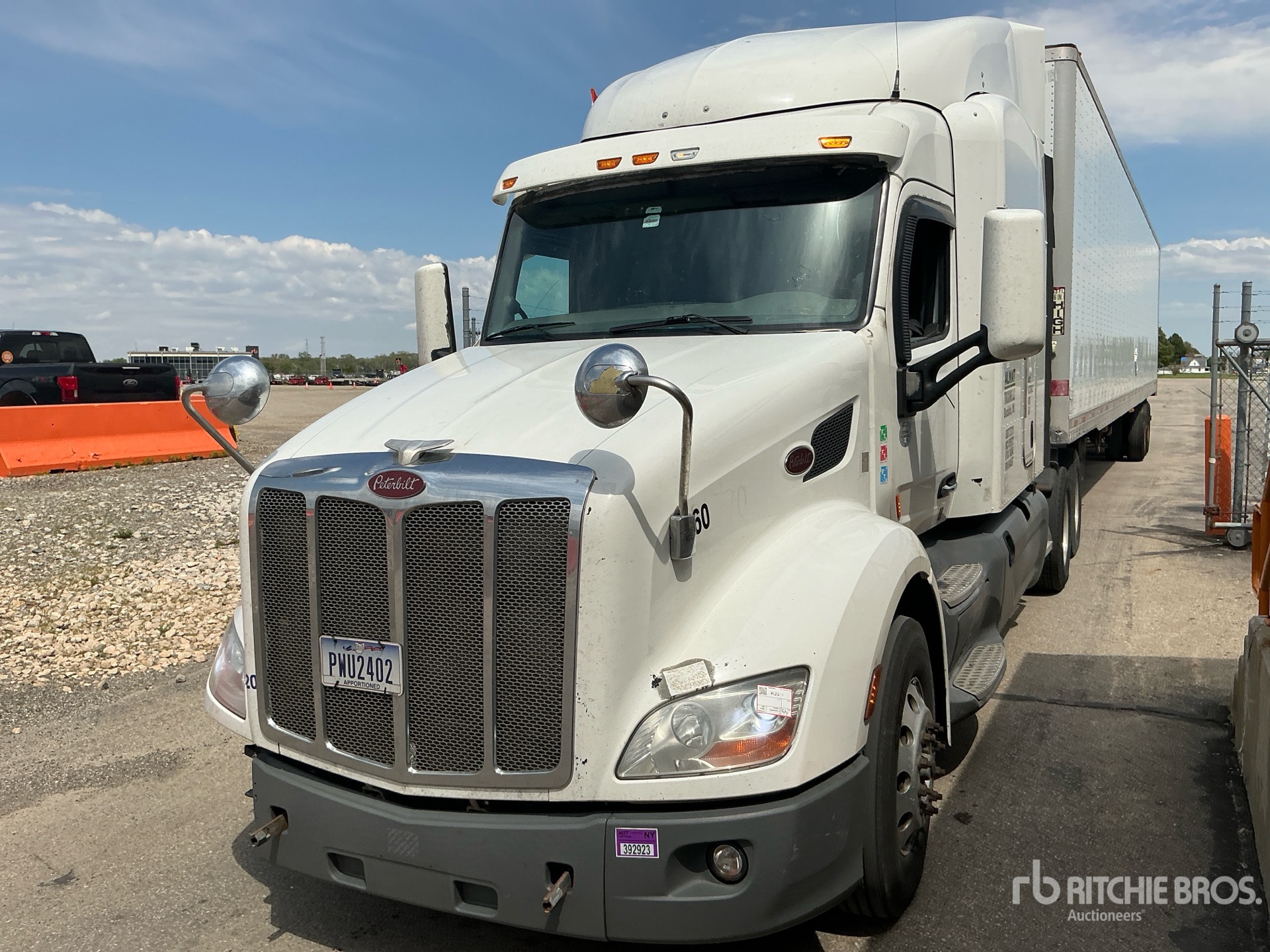 Photo of a 2017 Peterbilt 579