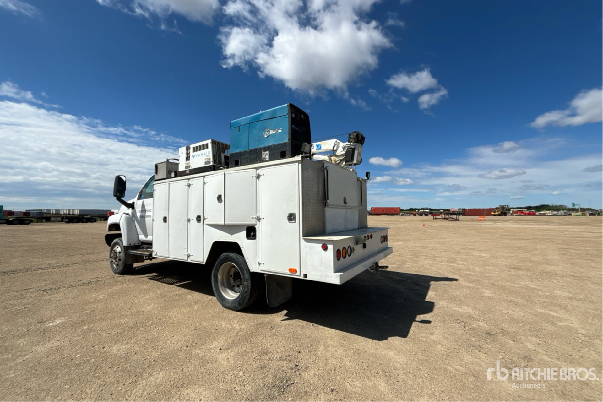 General Appearance with Picture, Left Rear Corner