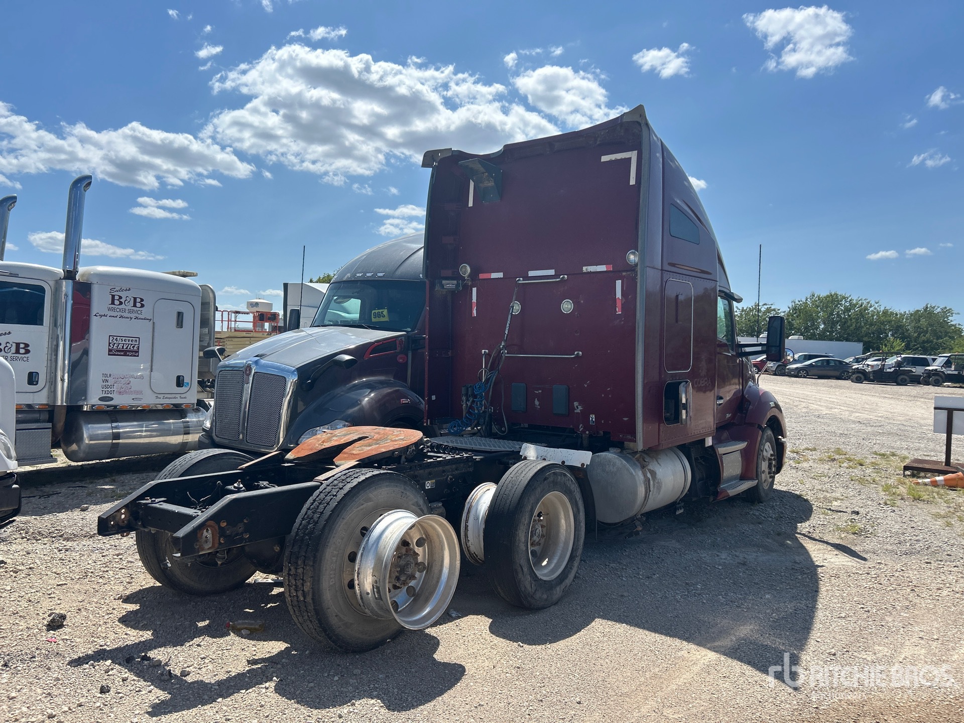 General Appearance with Picture, Right Rear Corner