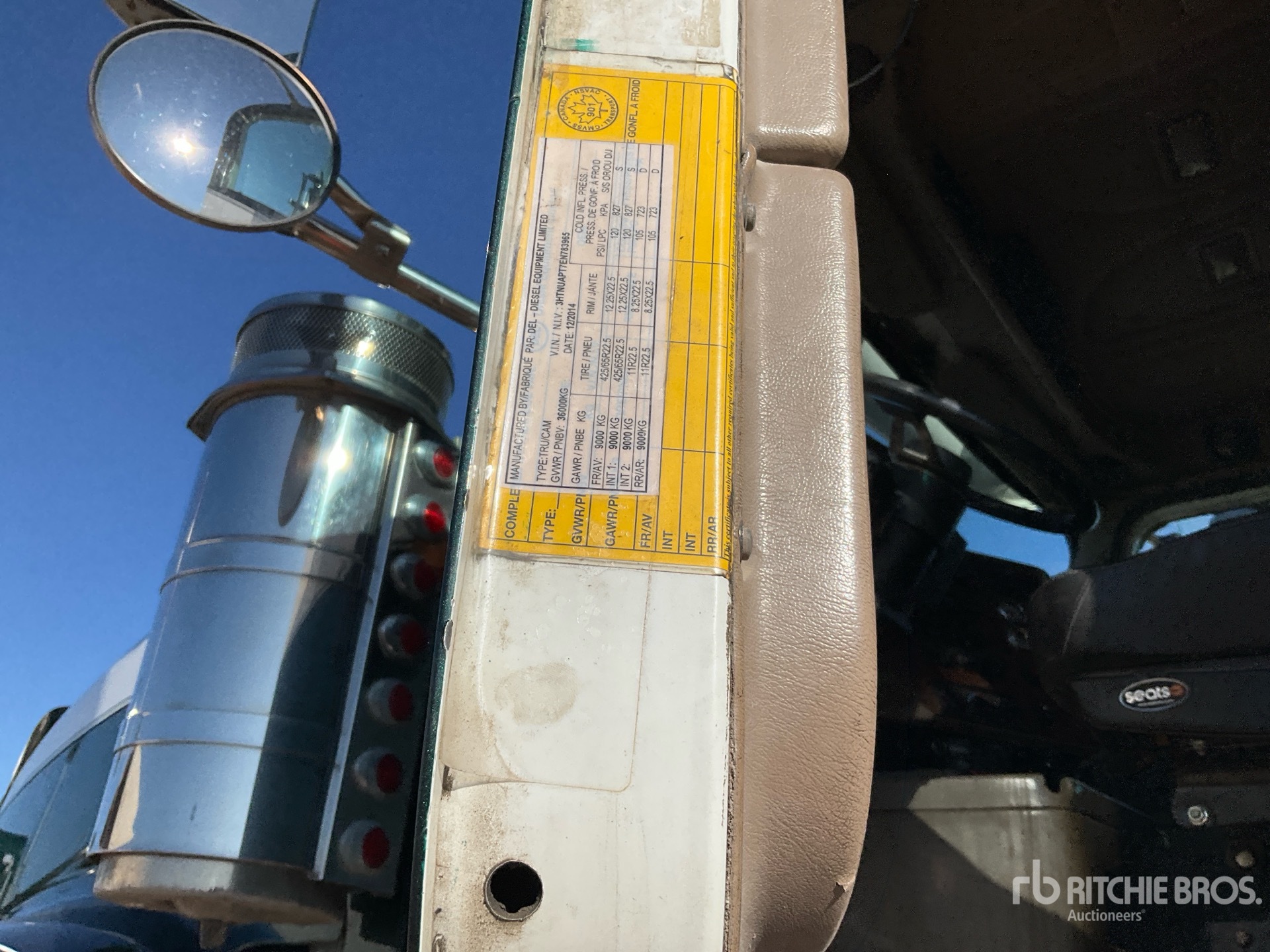Photo of a 2014 International PAYSTAR 5900I