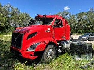 Volvo 2022 VNR 6x2 T/A Day Cab (Inoperable) — occasion