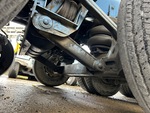 Underbody with Non-Driven Drop Axle (2)