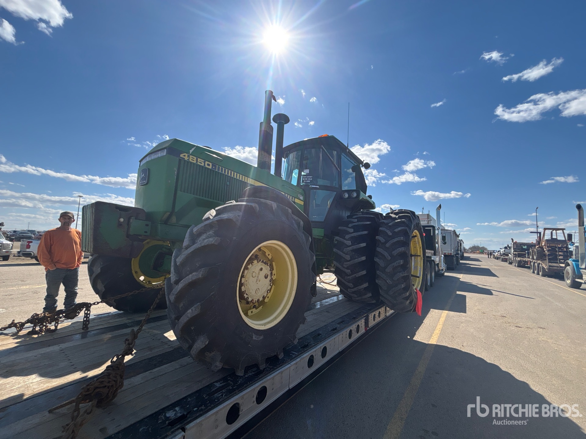 Photo of a 1985 John Deere 4850