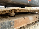 Undercarriage with Right Carrier Rollers
