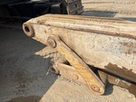 v2 Chassis - Excavator with Pin and Bushings Stick to Bucket