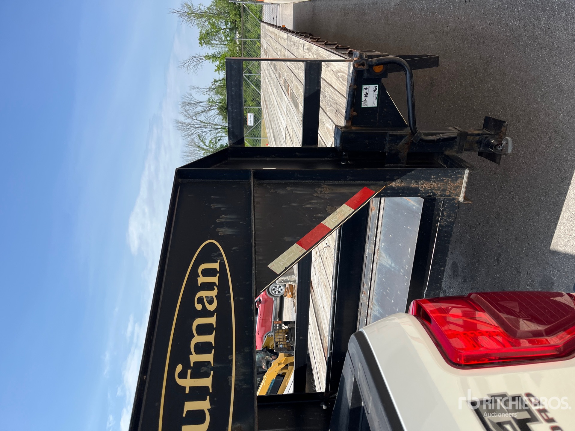 Photo of a 2017 Kaufman 18300 lb 43 ft Tri/A Gooseneck