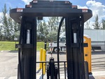 Hydraulics with Mast Lift Cylinders