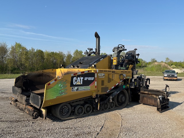 2017 Cat AP1055F Track Asphalt Paver 2017 Cat AP1055F Track Asphalt Paver