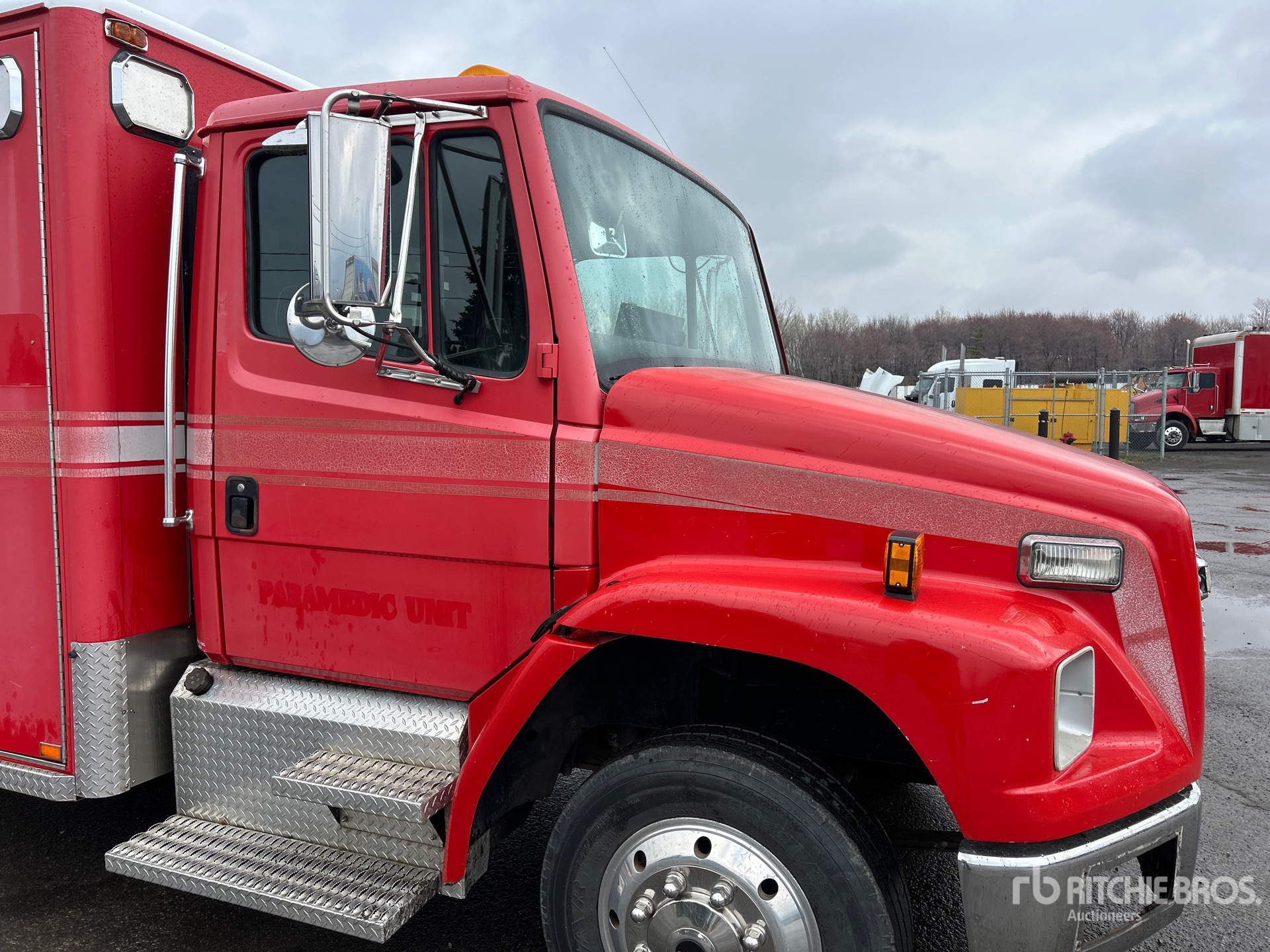 Photo of a 2002 Freightliner FL 50