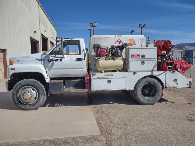 1996 GMC Topkick 4x2 Service Truck 1996 GMC Topkick 4x2 Service Truck