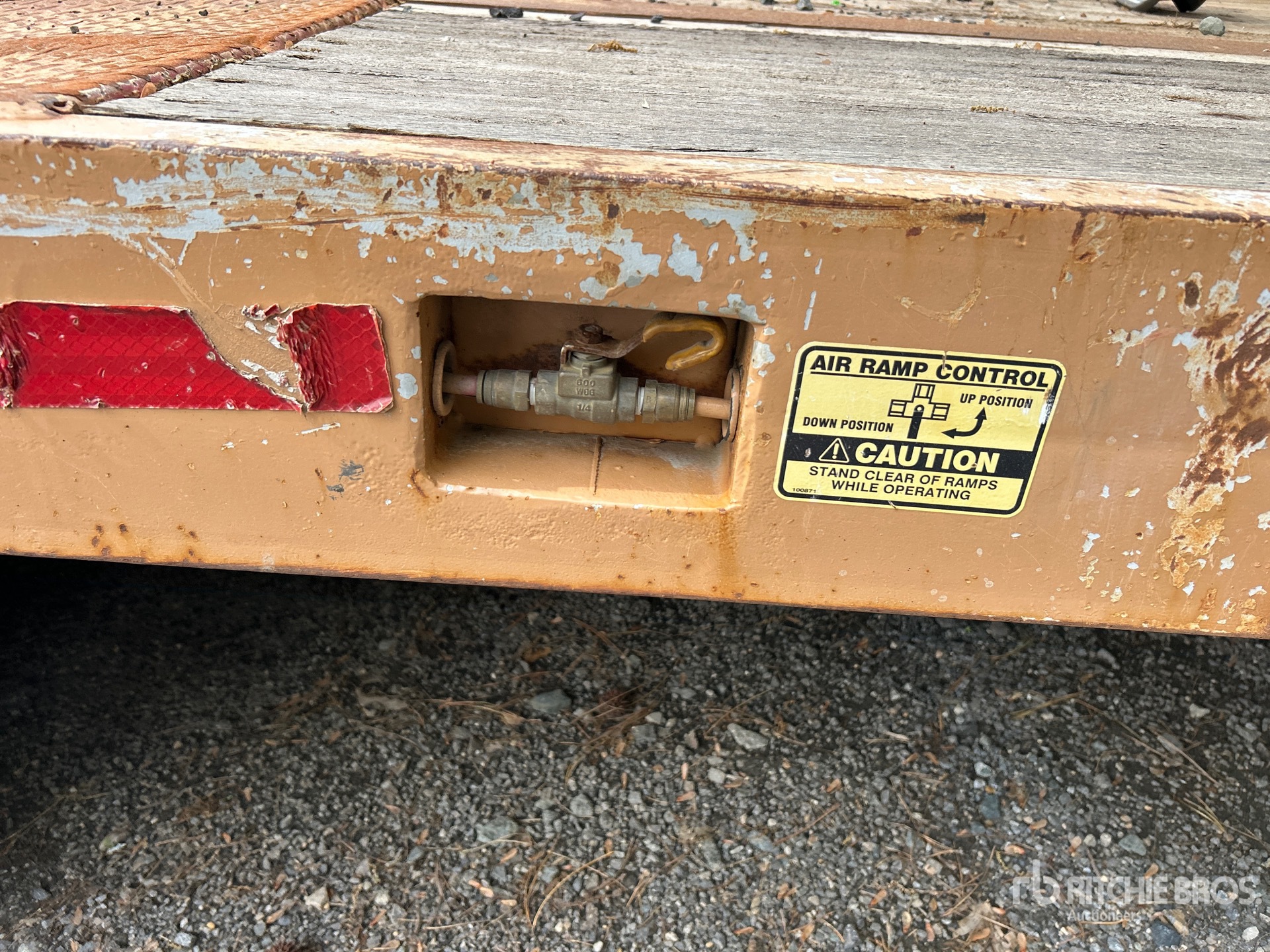 2005 BWS 27 ft T/A
