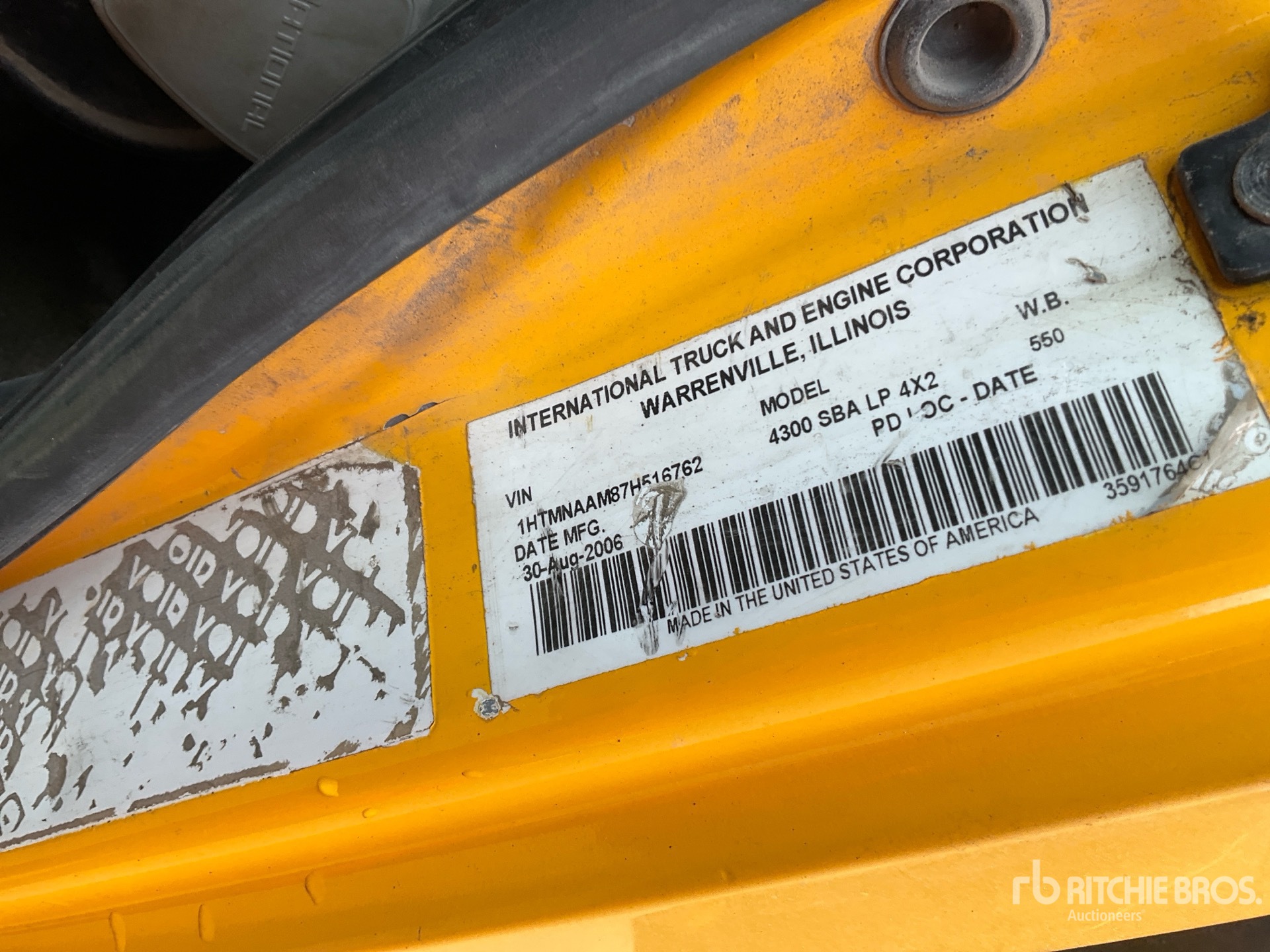 Photo of a 2007 International 4300