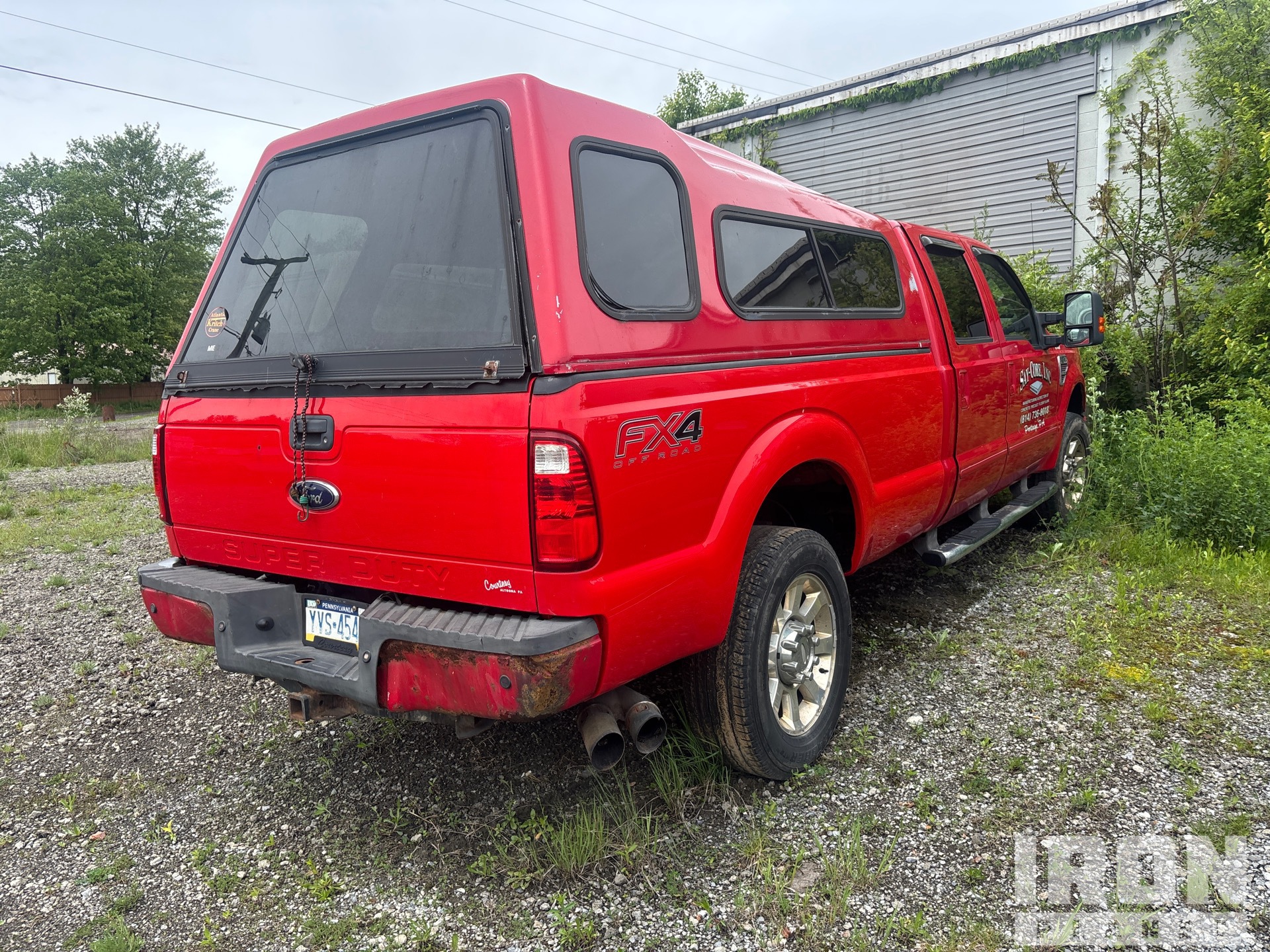 General Appearance with Picture, Right Rear Corner