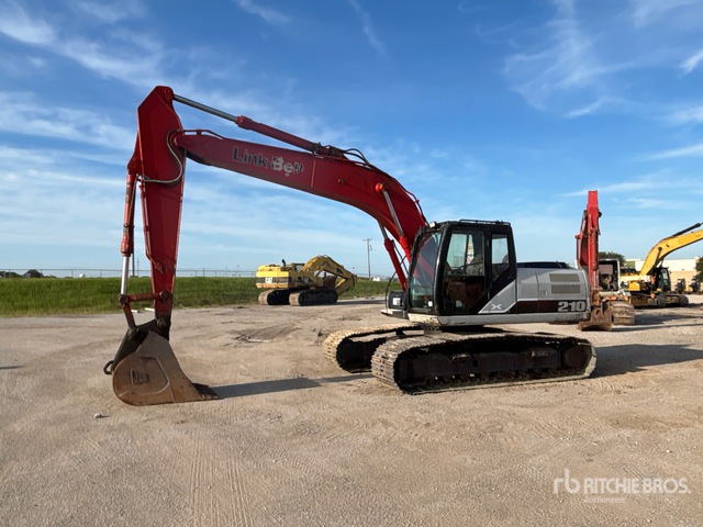 2015 Link-Belt 210X2 Tracked Excavator | Ritchie Bros. Auctioneers