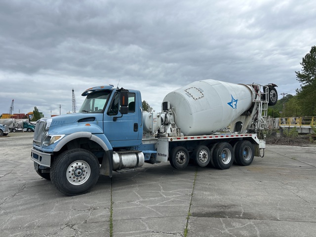 2007 International 7700 12x4 Mixer Truck