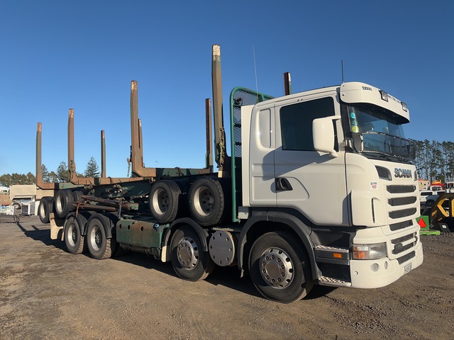 2013 Scania R560 8x4 Twin-Steer Combination Log Truck