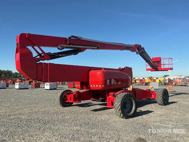2014 Genie ZX-135/70 4WD Diesel Articulating Boom Lift | Ritchie