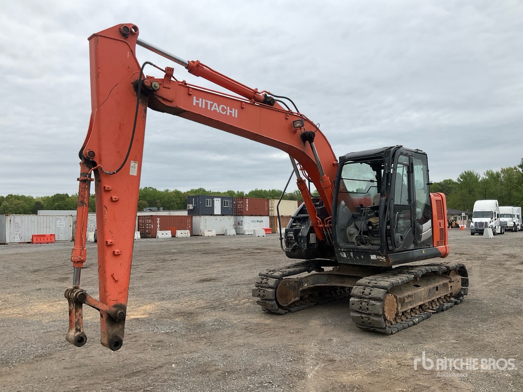 2015 Hitachi ZX135US-5N Tracked Excavator | Ritchie Bros. Auctioneers