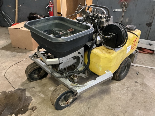 Exmark Z Spray 42 in Stand on Fertilizer Spreader