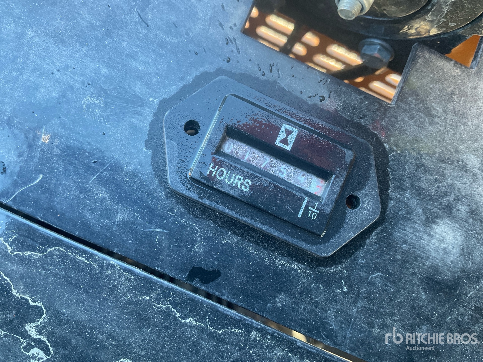 General Appearance with Hour Meter / Odometer