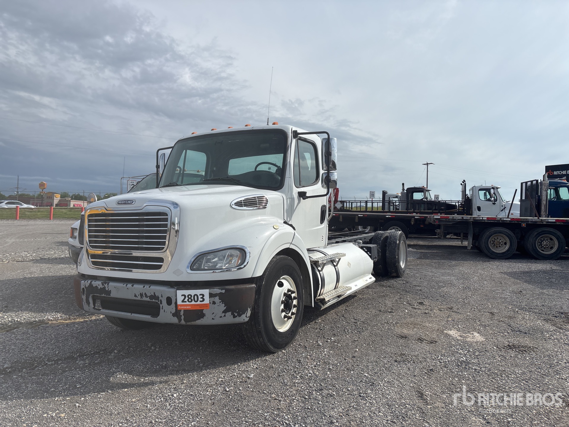 Photo of a 2016 Freightliner M2 106