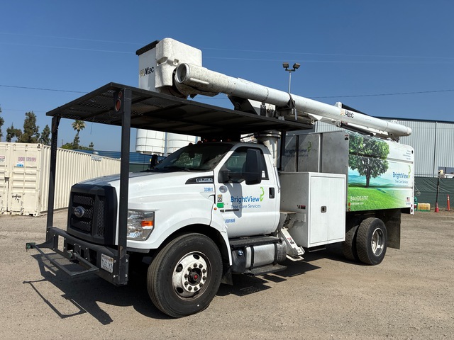 2019 Altec LR7-56 56 ft on 2019 Ford F-750 4x2 Forestry Chipper Body Bucket Truck