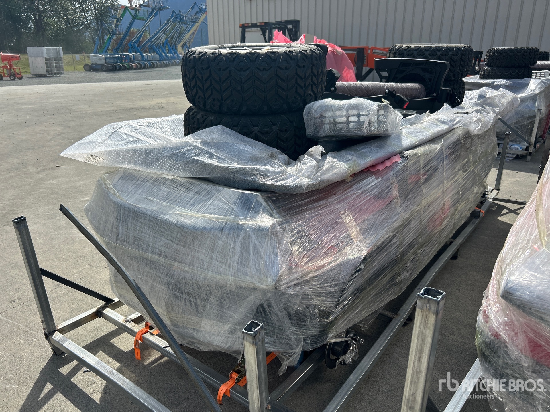 General Appearance with Picture, Right Rear Corner