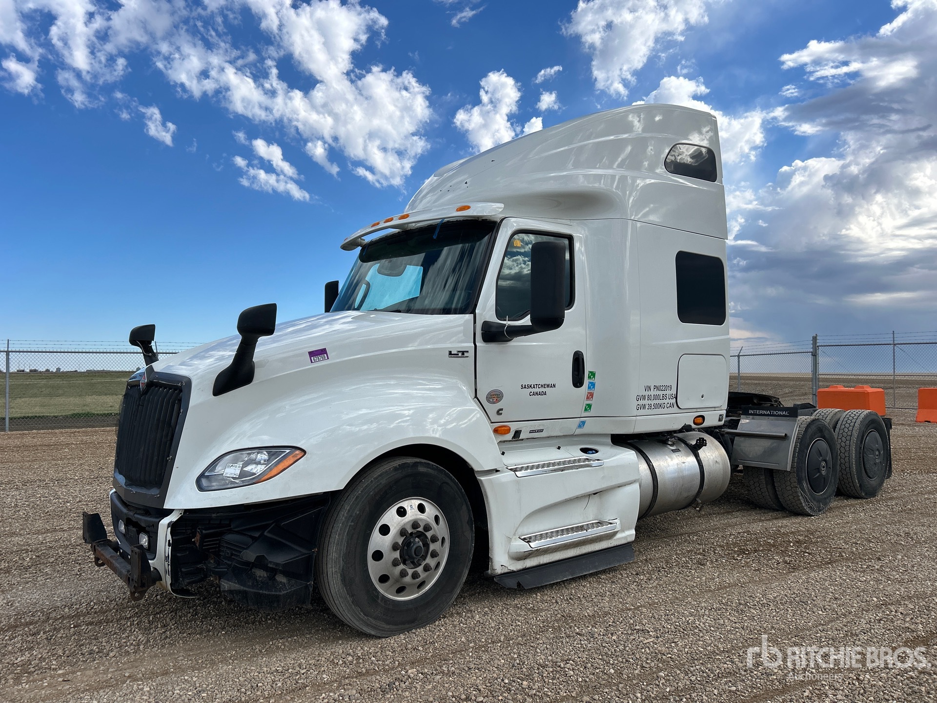Photo of a 2023 International LT625