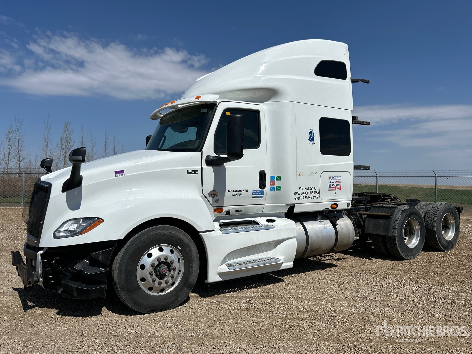 Photo of a 2023 International LT625
