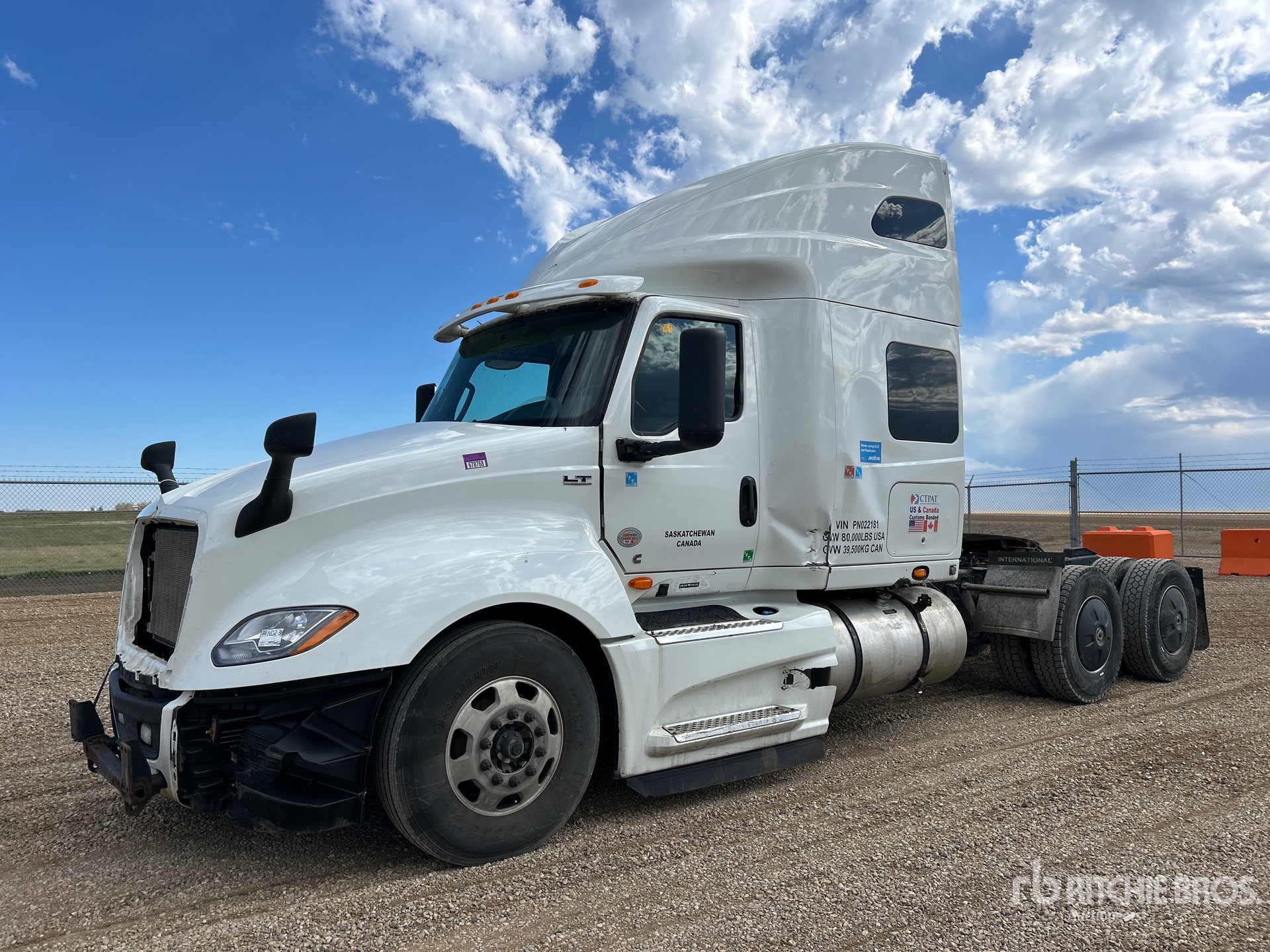 Photo of a 2023 International LT625