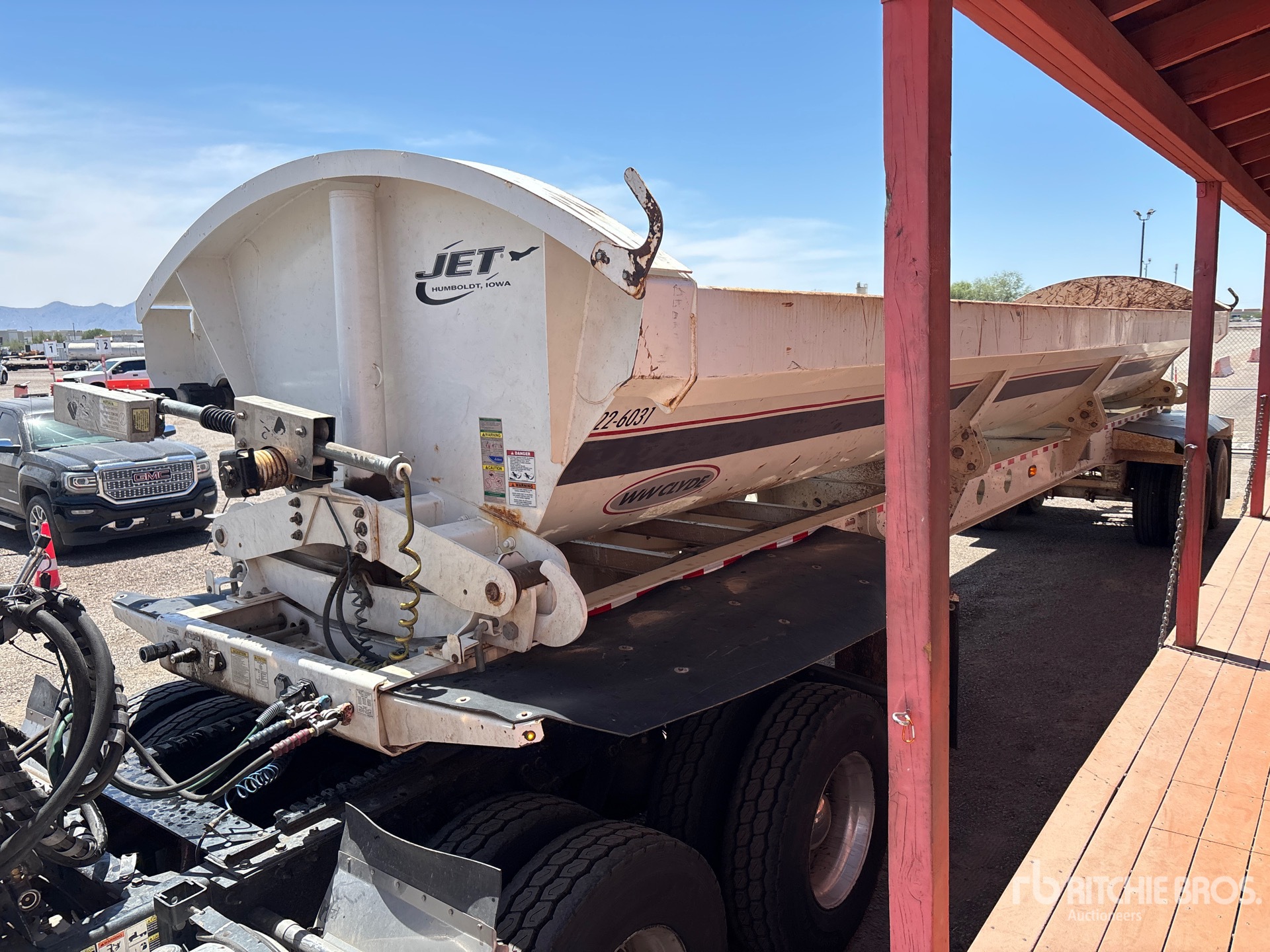 Photo of a 2020 Jet 34 ft T/A