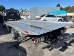 Configuration with Bed Body