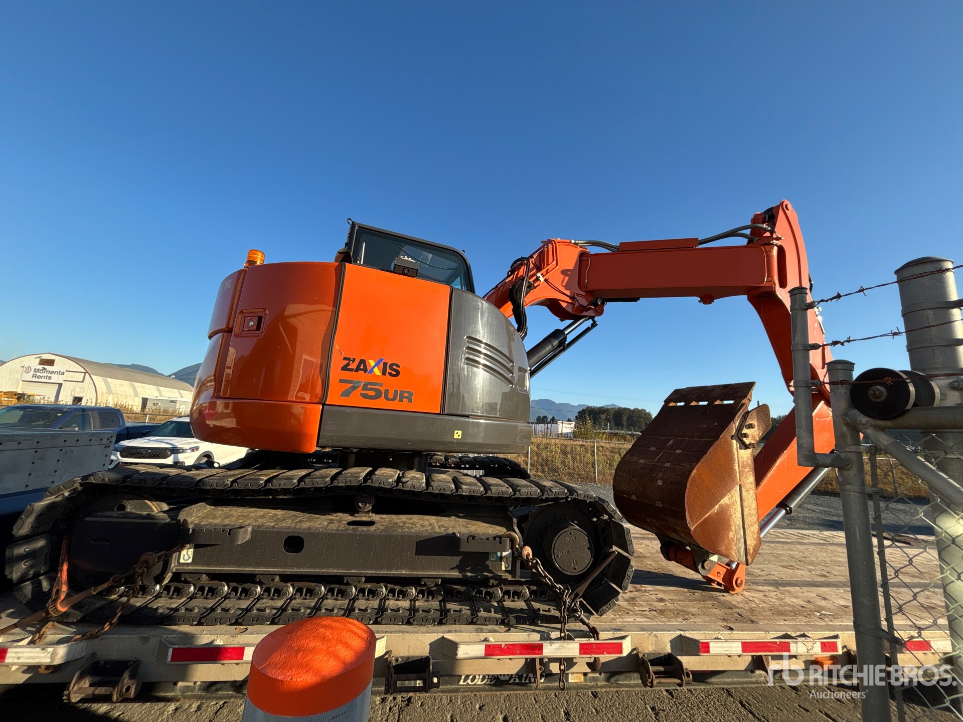 2022 Hitachi ZX75UR-5B