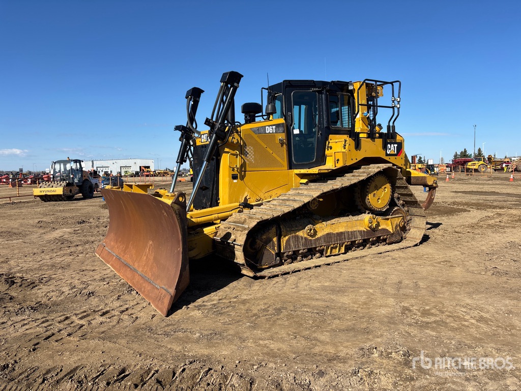 2017 Cat D6T LGP Crawler Dozer | Ritchie Bros. Auctioneers