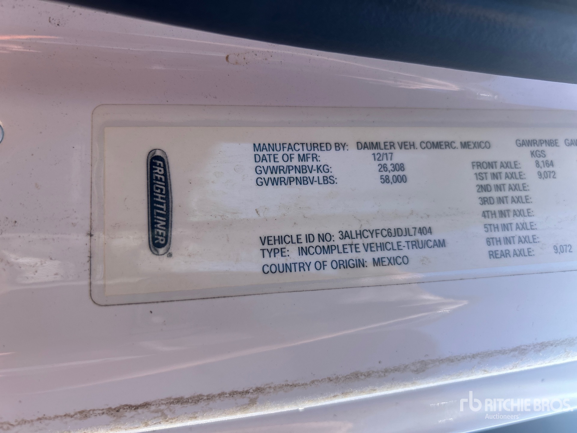 Photo of a 2018 Freightliner M2 106