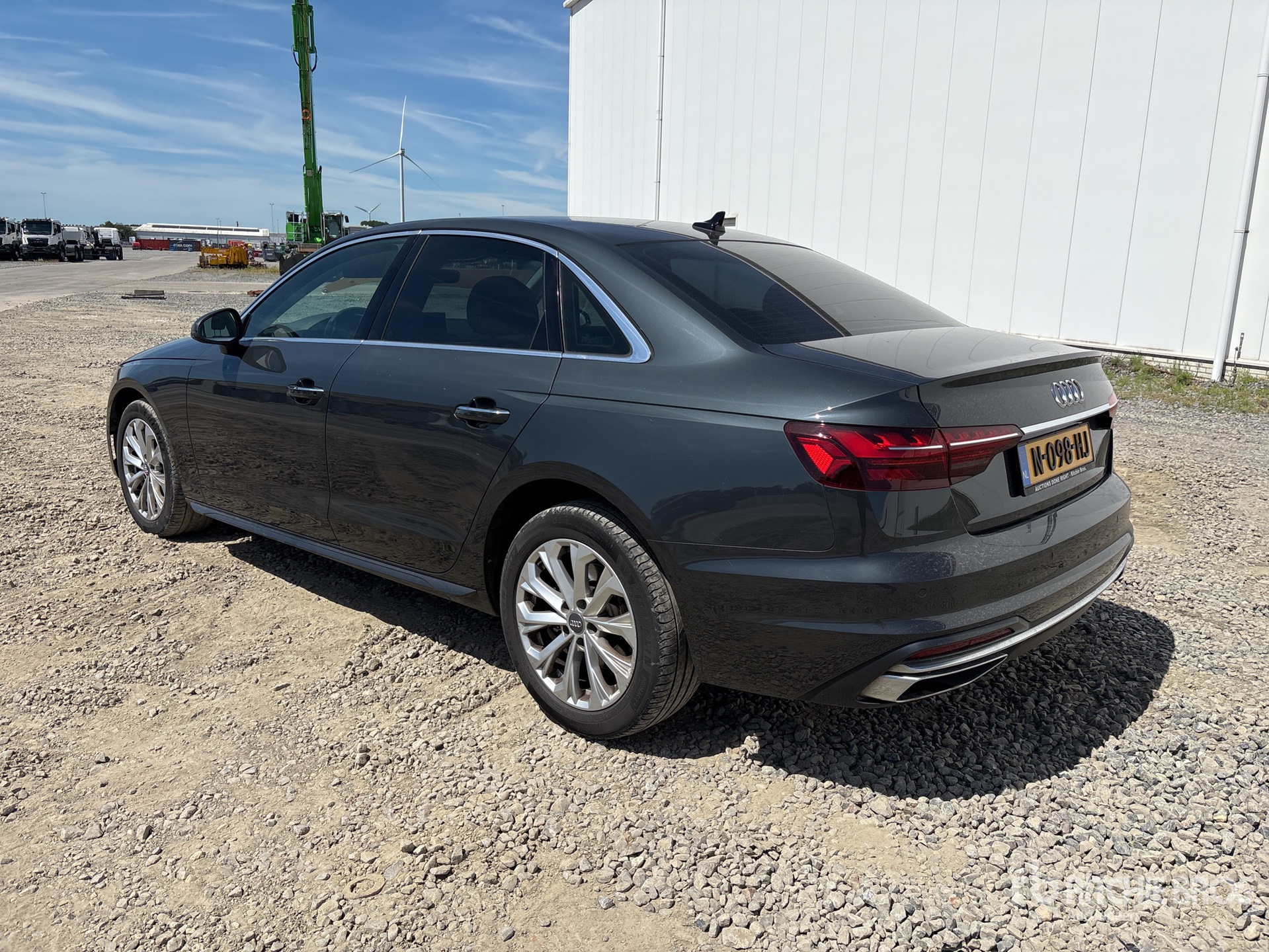 General Appearance with Picture, Left Rear Corner