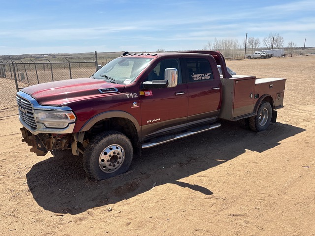 2019 Ram 3500 Laramie 4x4 Crew Cab Flatbed Truck (Inoperable)