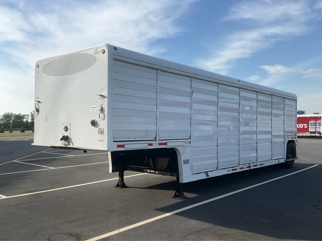 2004 Mickey AT-B 16 Bay S/A Beverage Trailer