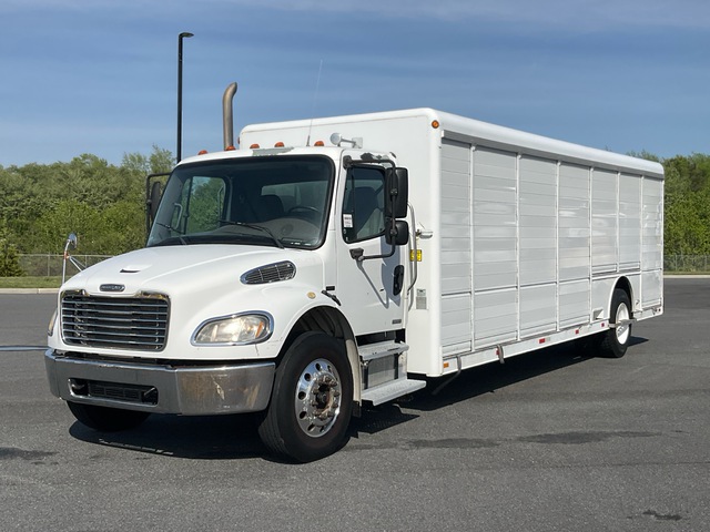 2009 Freightliner M2 106 4x2 14 Bay Beverage Truck