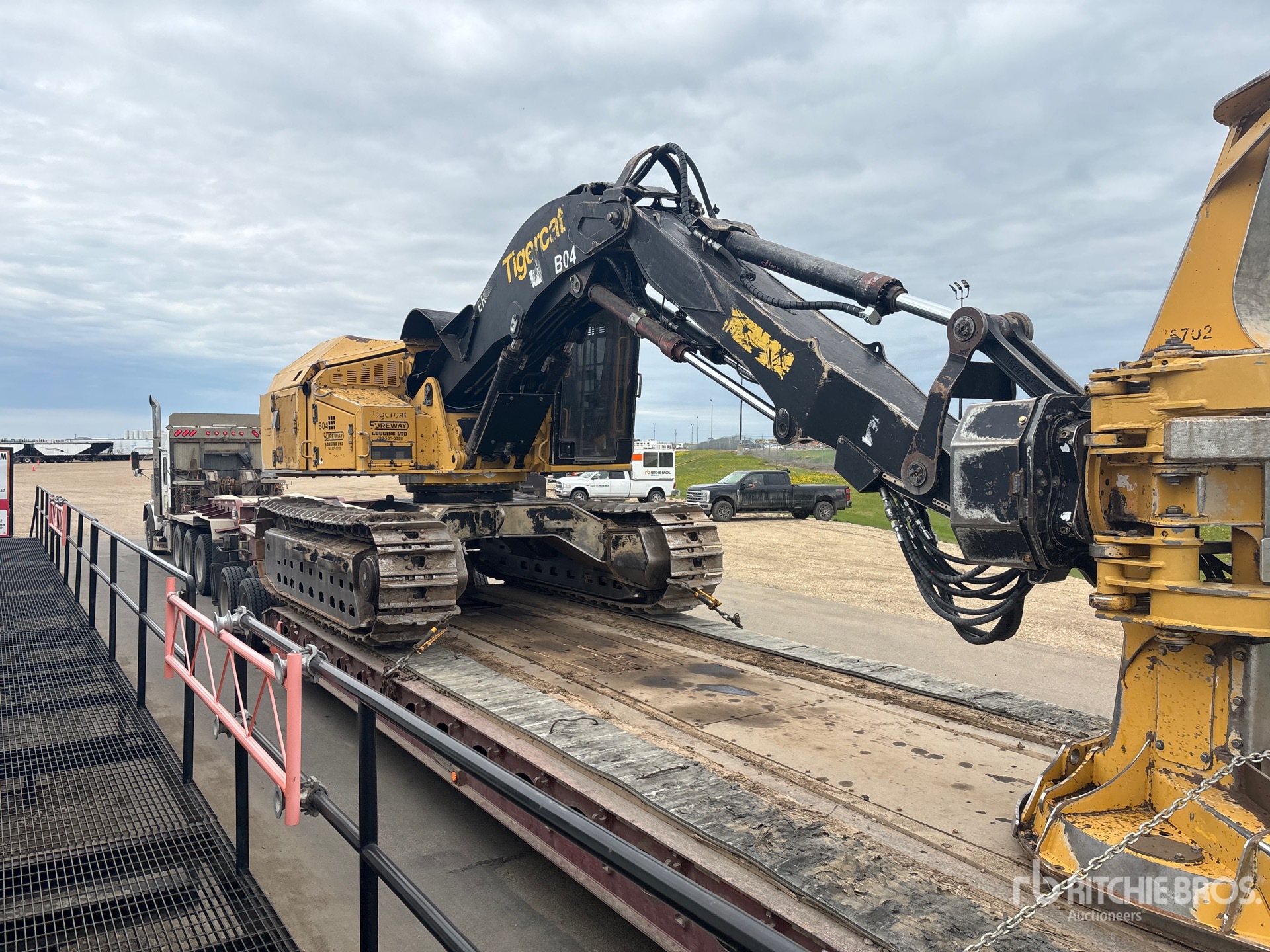 Photo of a 2013 Tigercat 870C