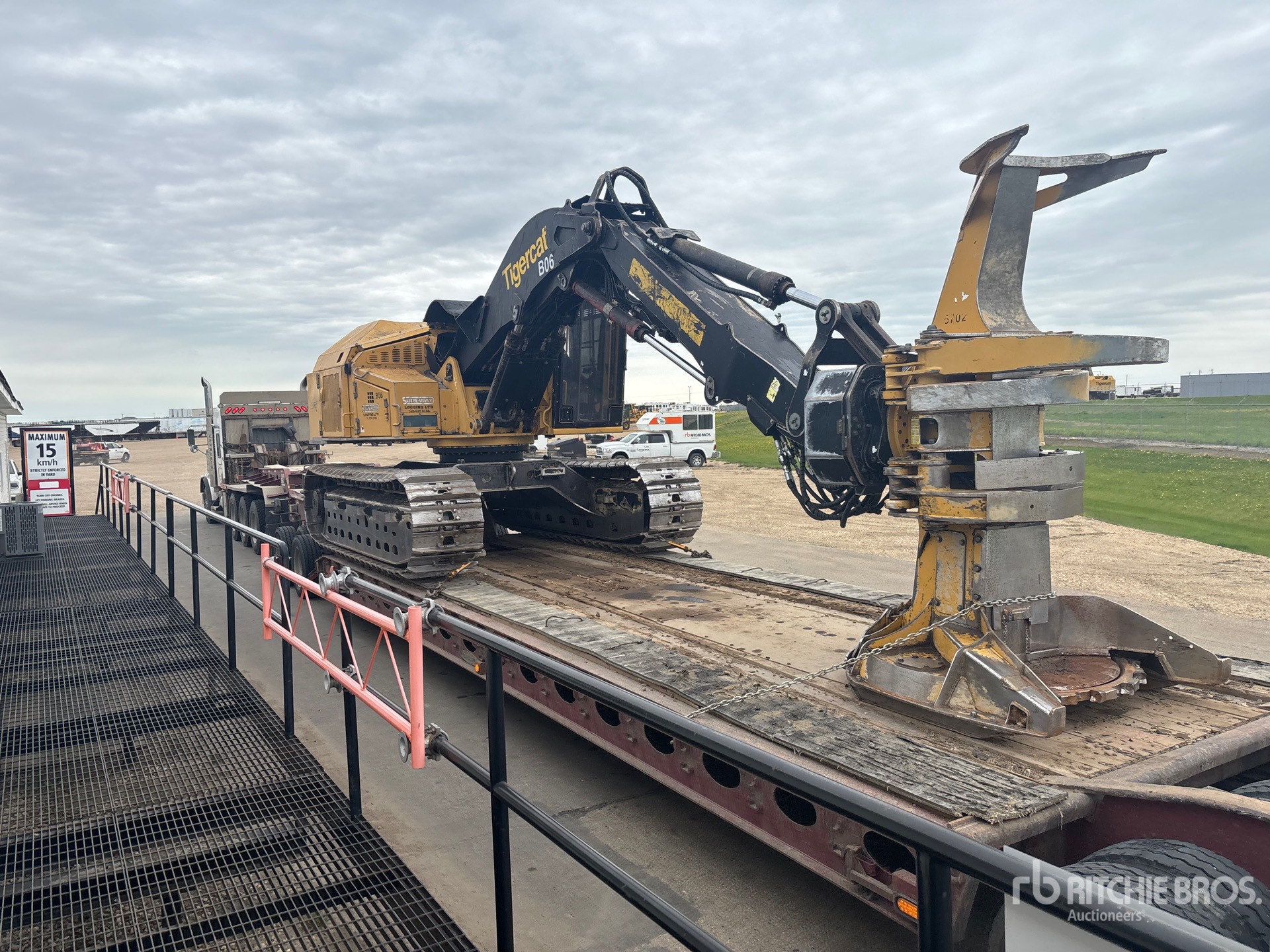 Photo of a 2016 Tigercat 870C