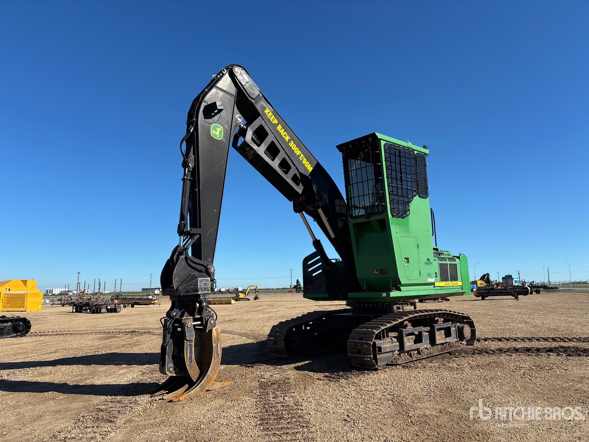 Photo of a 2014 John Deere 2454D