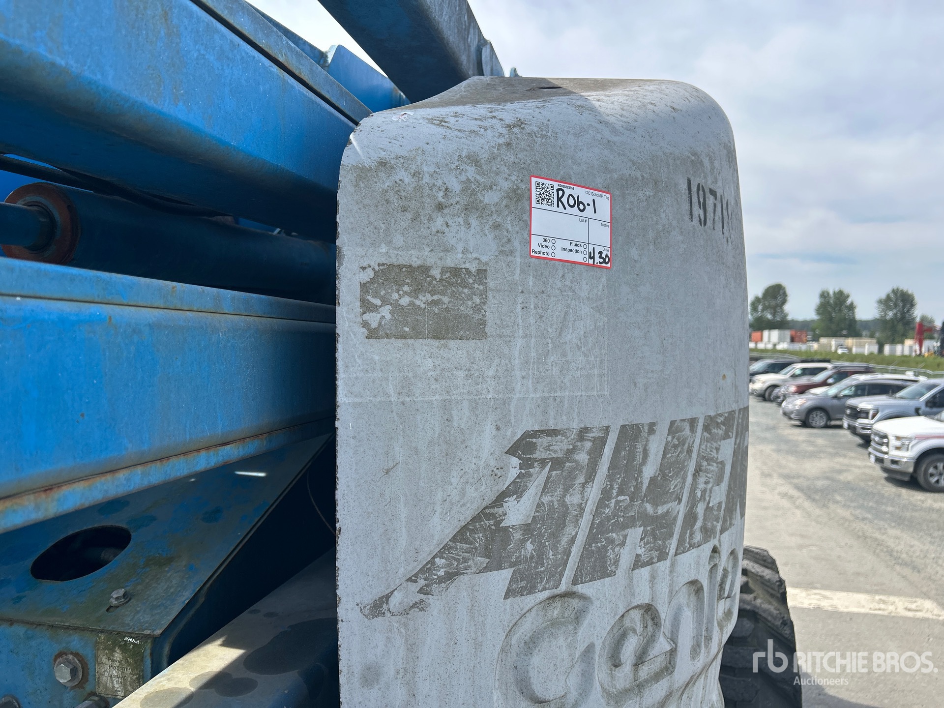Photo of a 2001 Genie Z45/25
