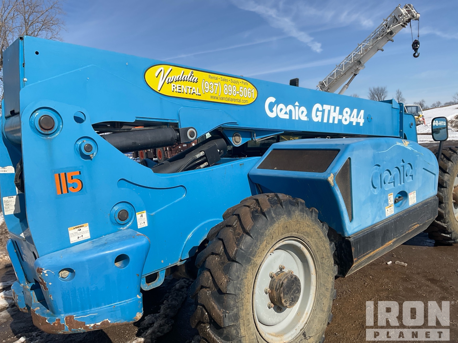 Photo of a 2014 Genie GTH-844