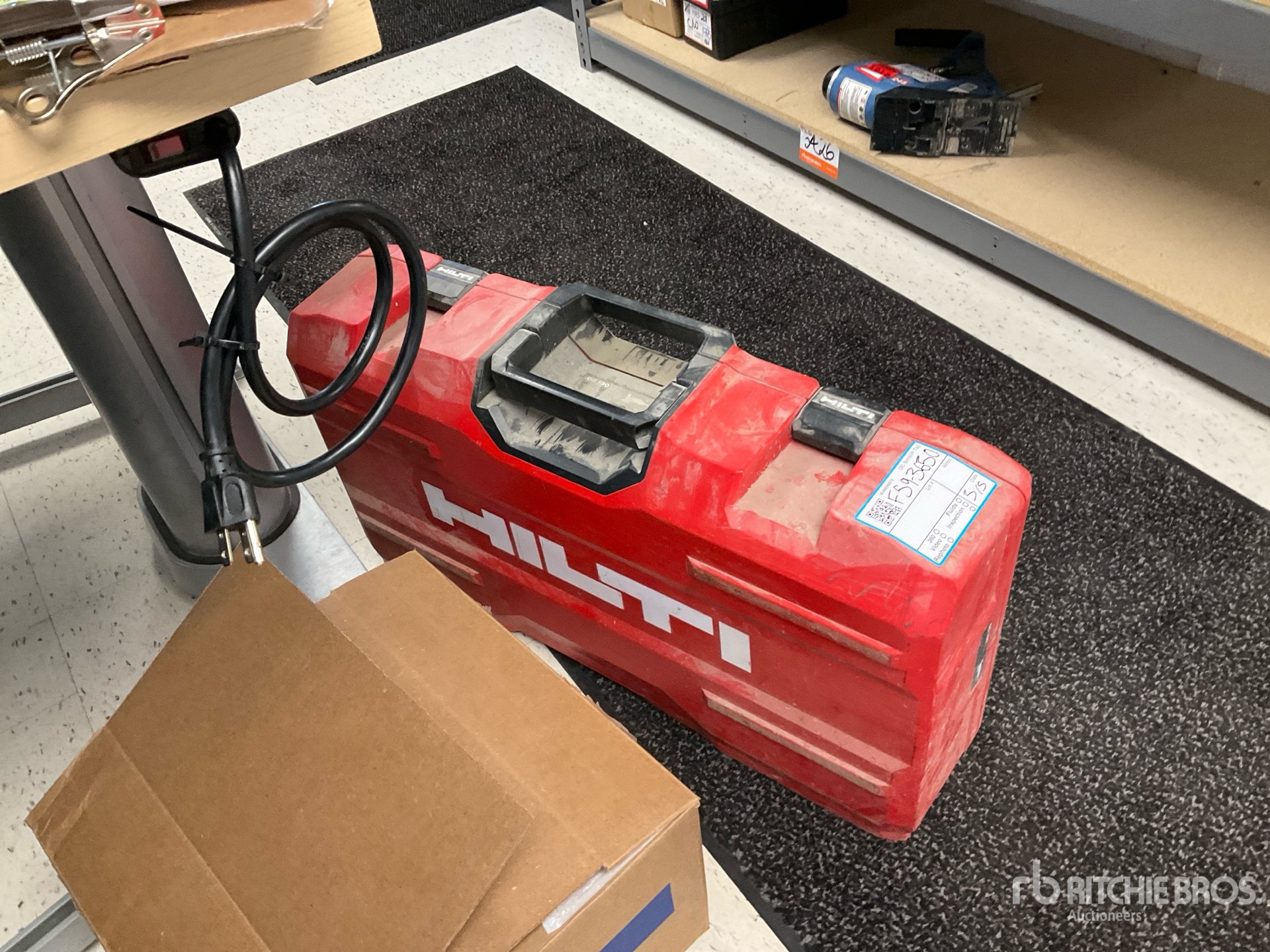 Photo of a 2019 Hilti DG150 W/VC40