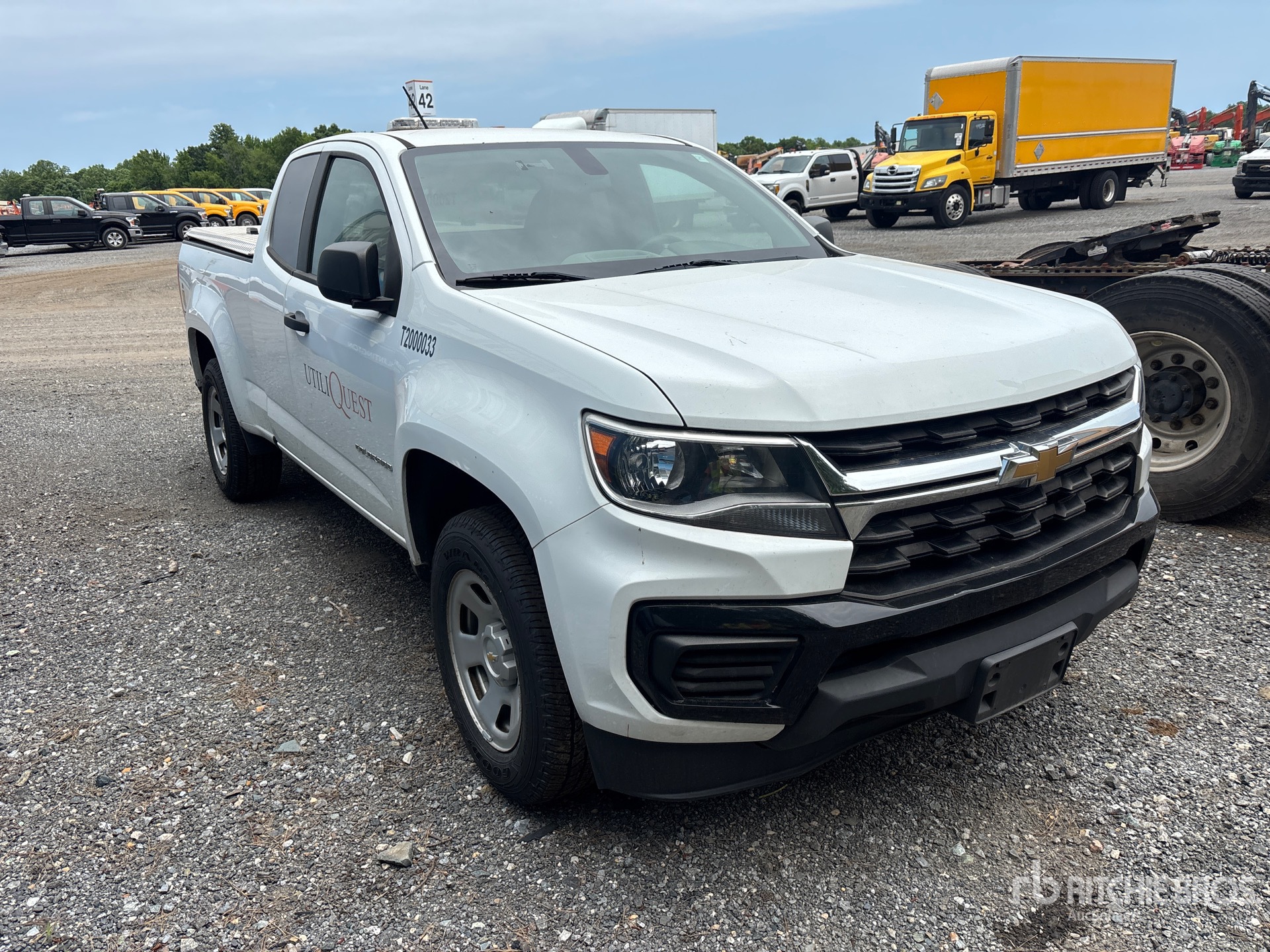General Appearance with Picture, Right Front Corner