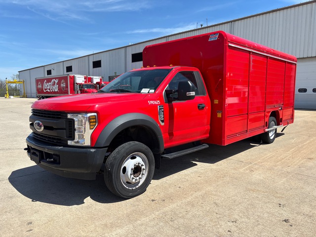 2019 Ford F-550 XL 4x2 8 Bay Beverage Truck